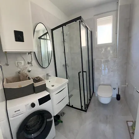 Calming Elegance In Апартаменты Сплит